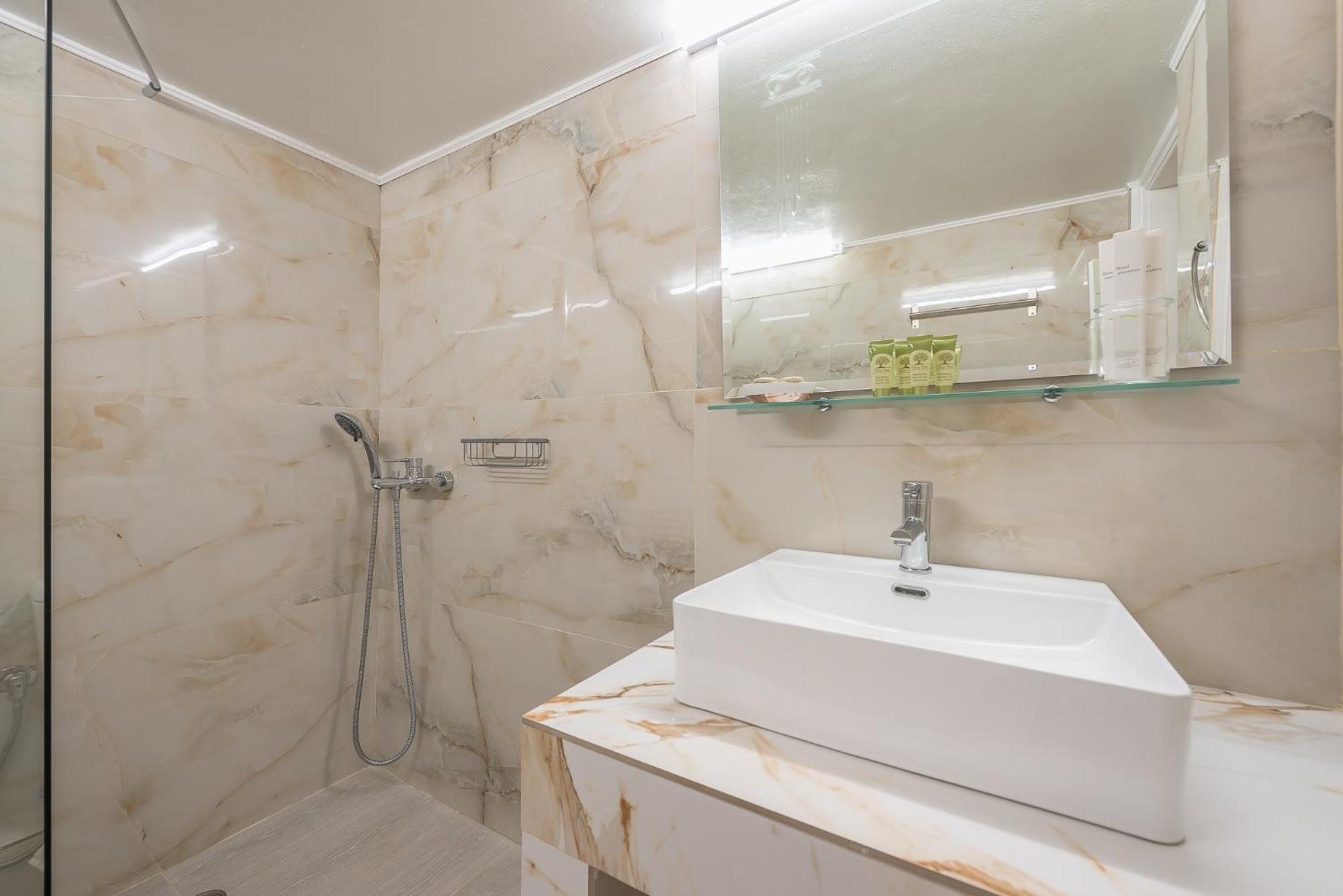 Modern Apartment 200M From Acropolis 100Mbps Netflix Athen Eksteriør billede